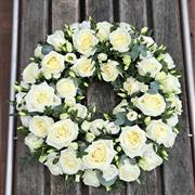 Rose &amp; Lisianthus Wreath